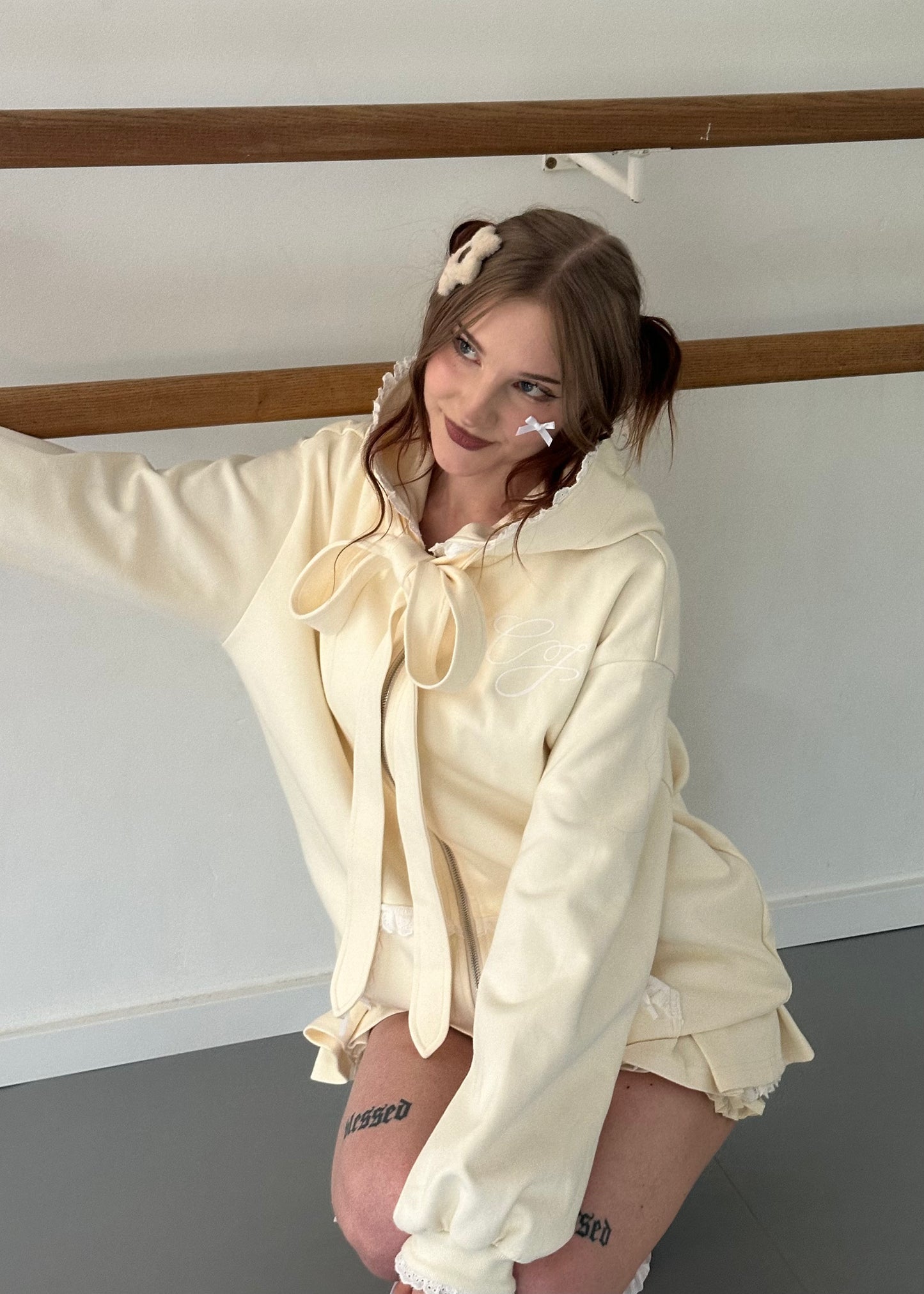Sweet Chantilly Hoodie - Ivory // PREORDER